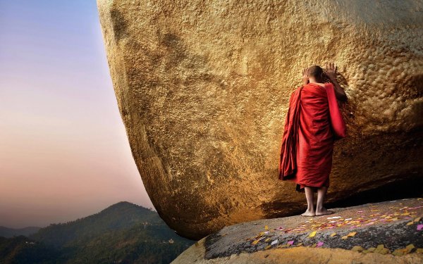 Monk-Meditation-and-Nature