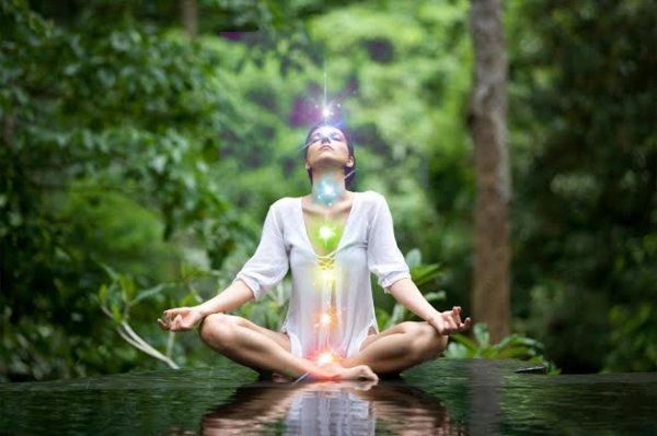 meditate-while-you-medicate-chakra-cleanse-weedist1