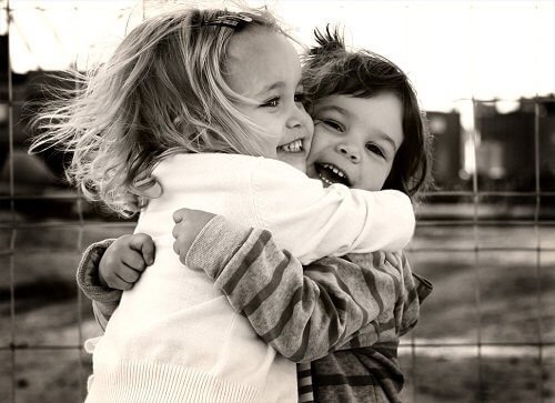 2-hug